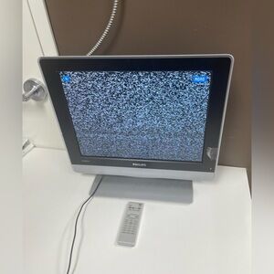 Philips Magnavox 20pf5120/28 20 Inch Flat Screen HD TV / Monitor